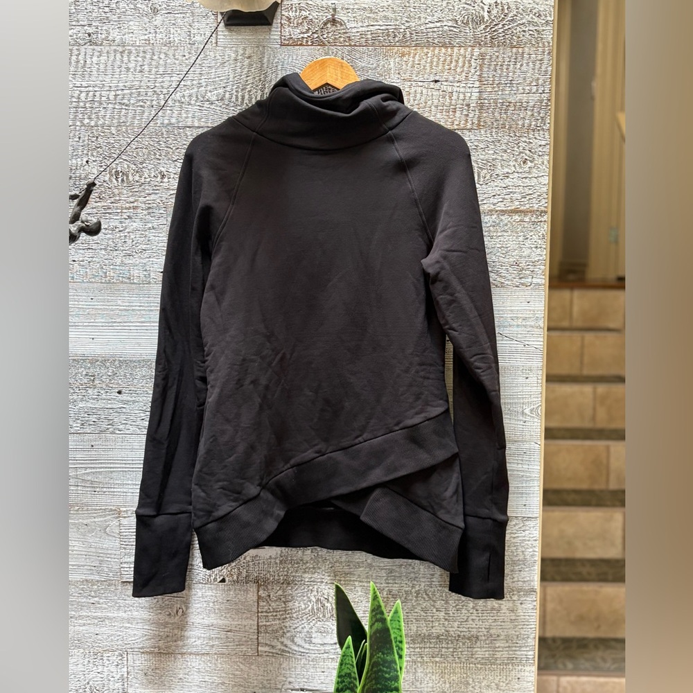🏷 Marcella NYC | "Geneva" Hooded Pullover Sweatshirt - M, Black